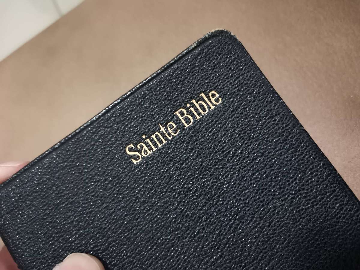 1920 Sainte Bible, superb collectible condition