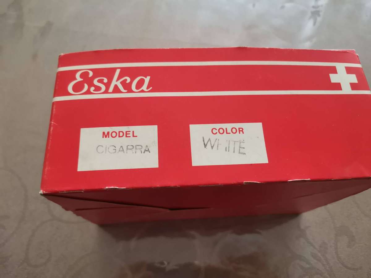Vintage Eska Repeticion keywound alarm new in box perfect working condition