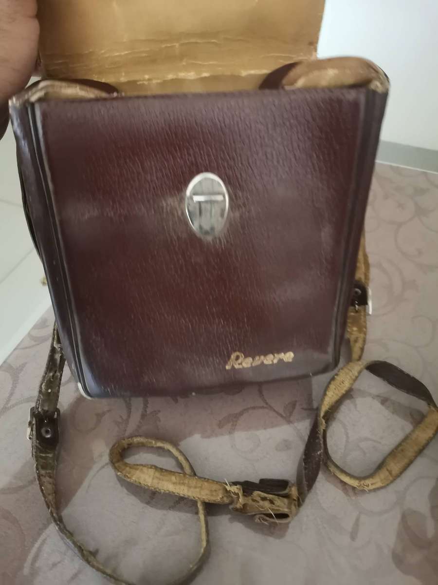 Vintage revere 116 power zoom 8mm film Camera