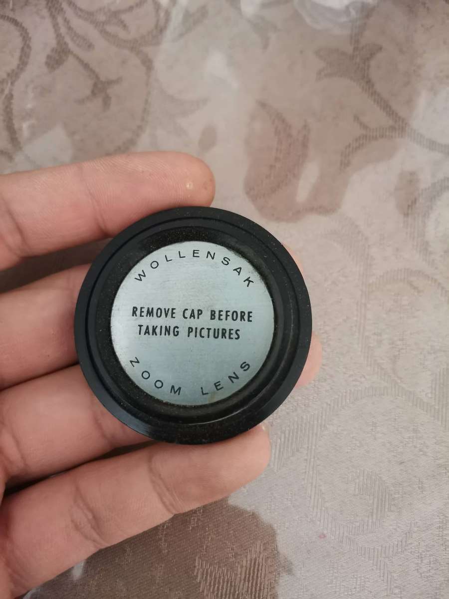 Vintage revere 116 power zoom 8mm film Camera