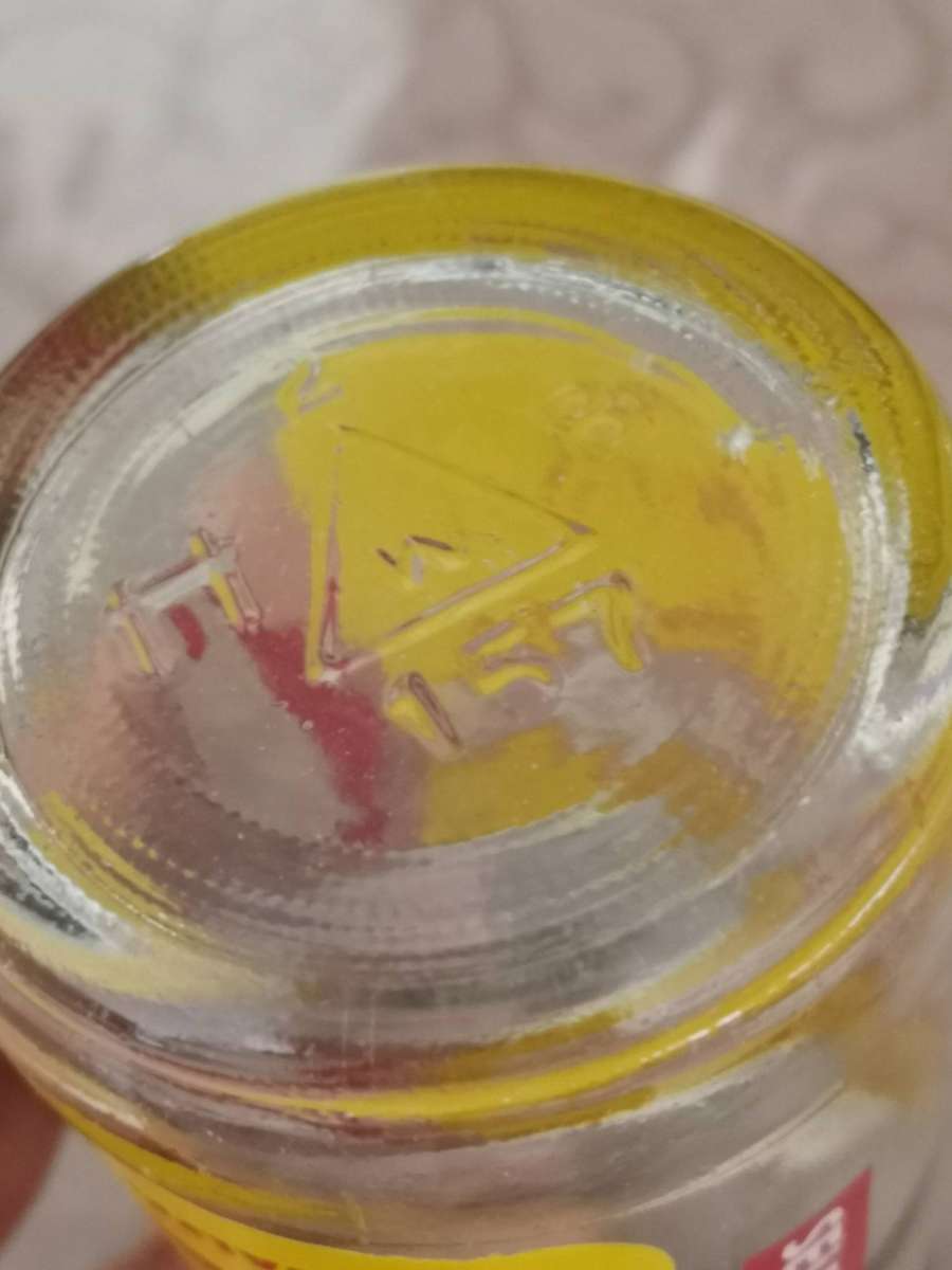 Vintage shell oil company 1/2 pint 2T Two stroke oil Glass bottle