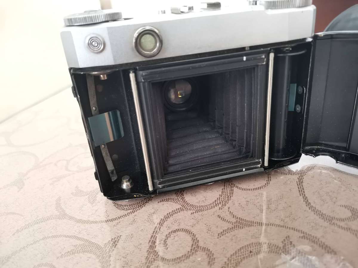 Vintage zeiss ikon folding bellows camera