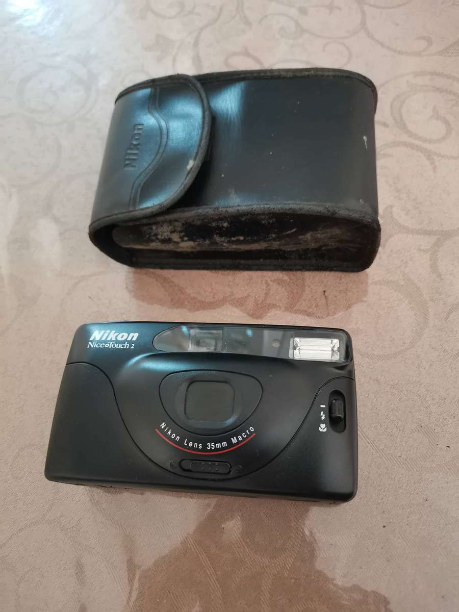 Vintage nikon nice touch 35 mm point and shoot camera