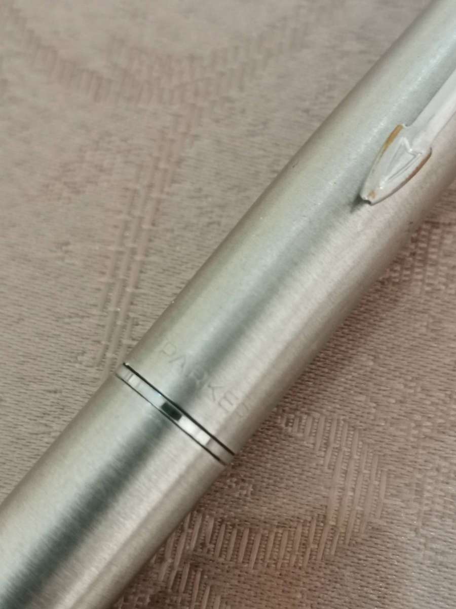 Vintage stainless steel parker fountain pen made in England