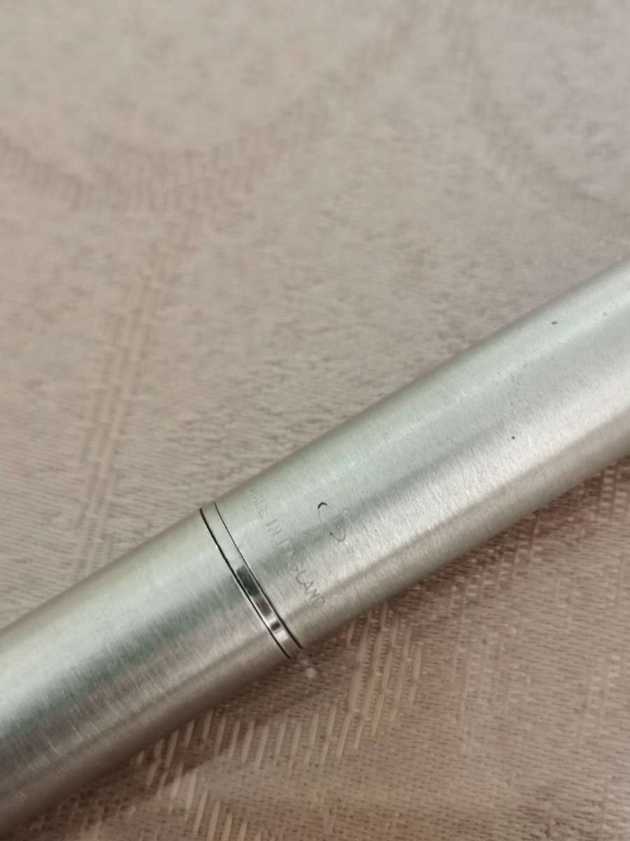 Vintage stainless steel parker fountain pen made in England