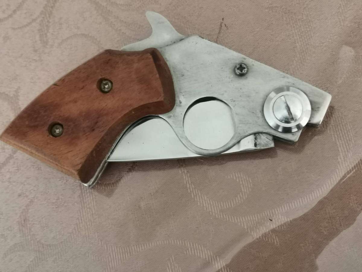 Vintage pistol knife