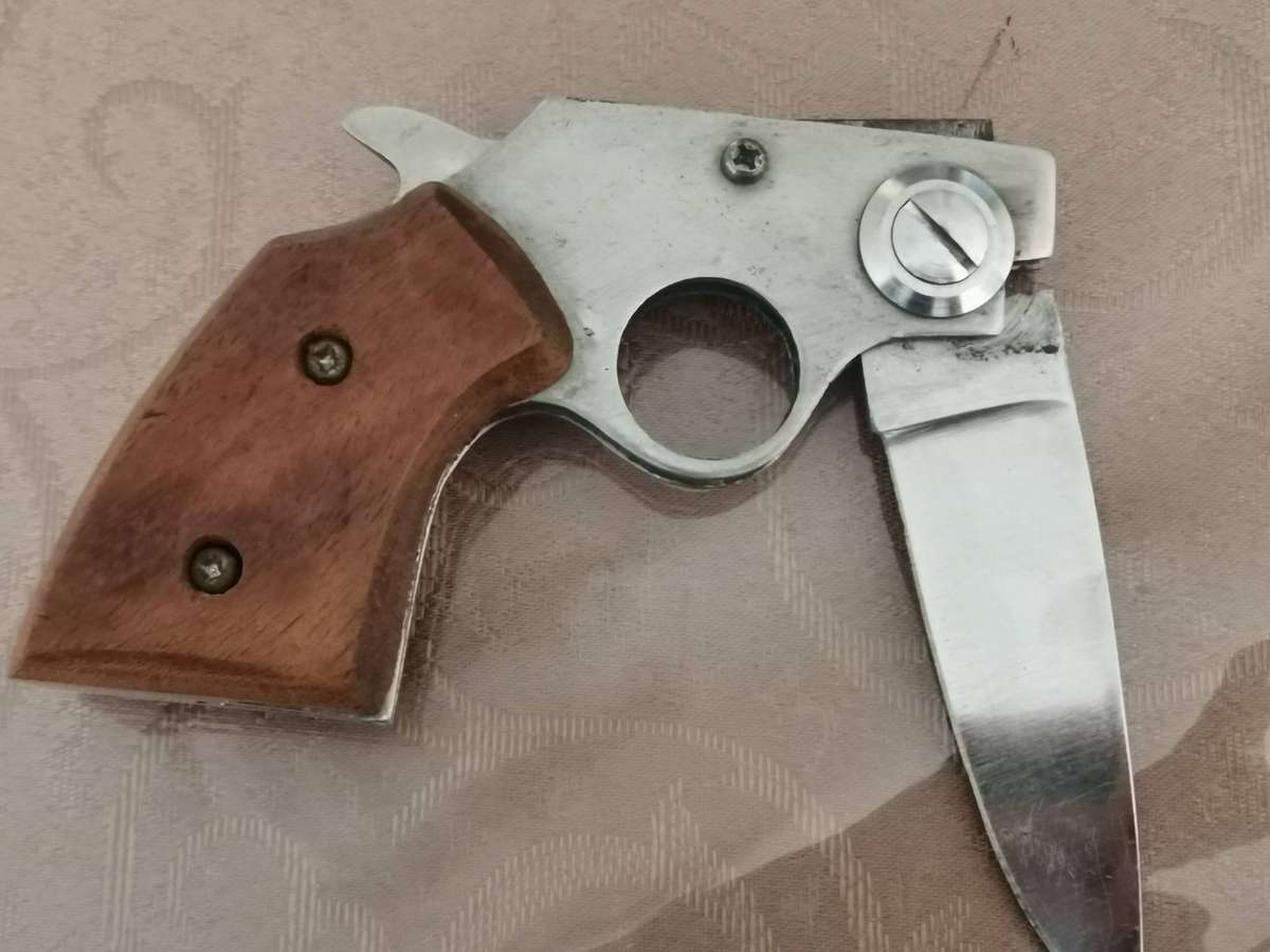 Vintage pistol knife