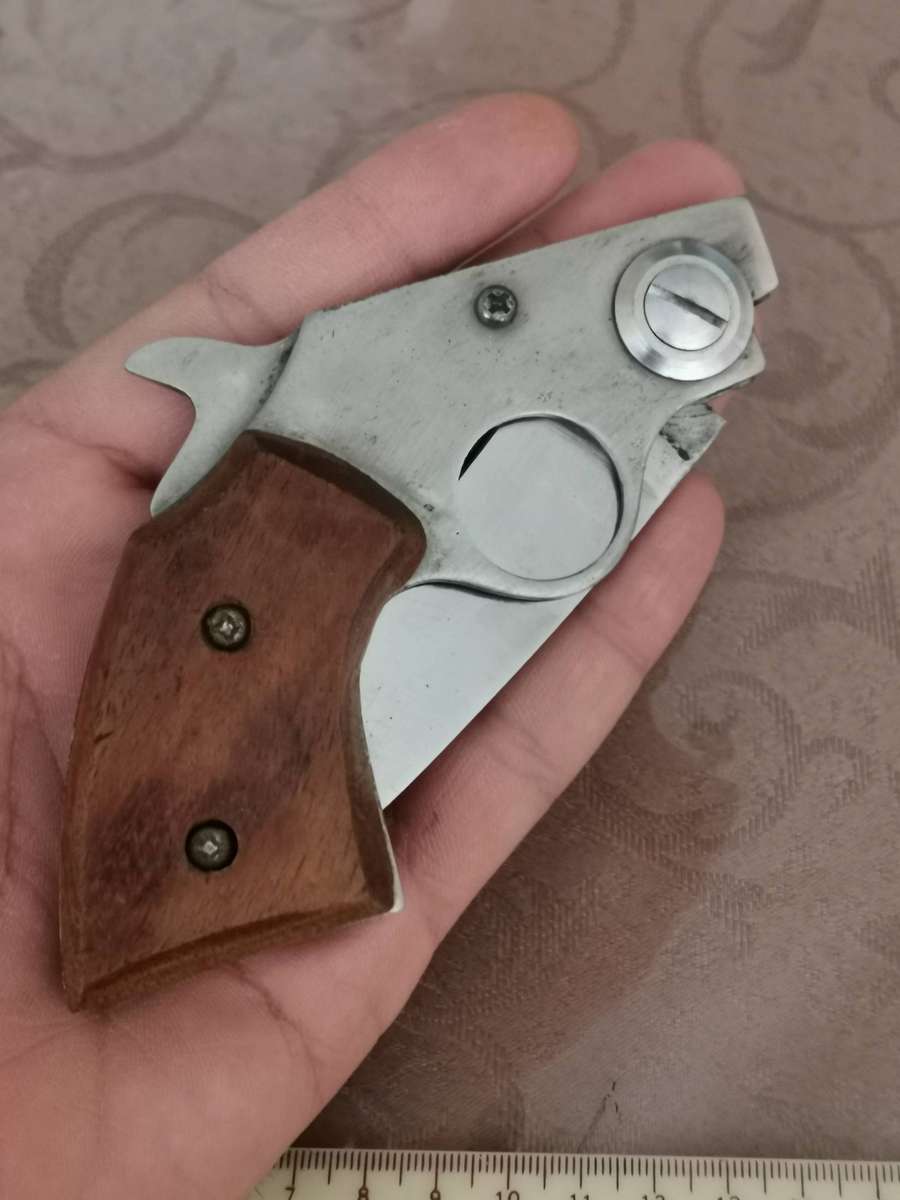 Vintage pistol knife