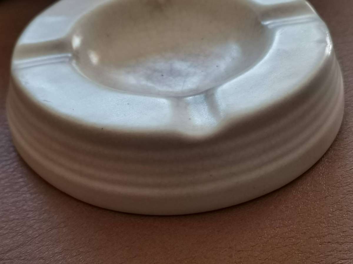 Ultra rare 1930s kieth Murray for wedgewood pottery made in England Ashtray