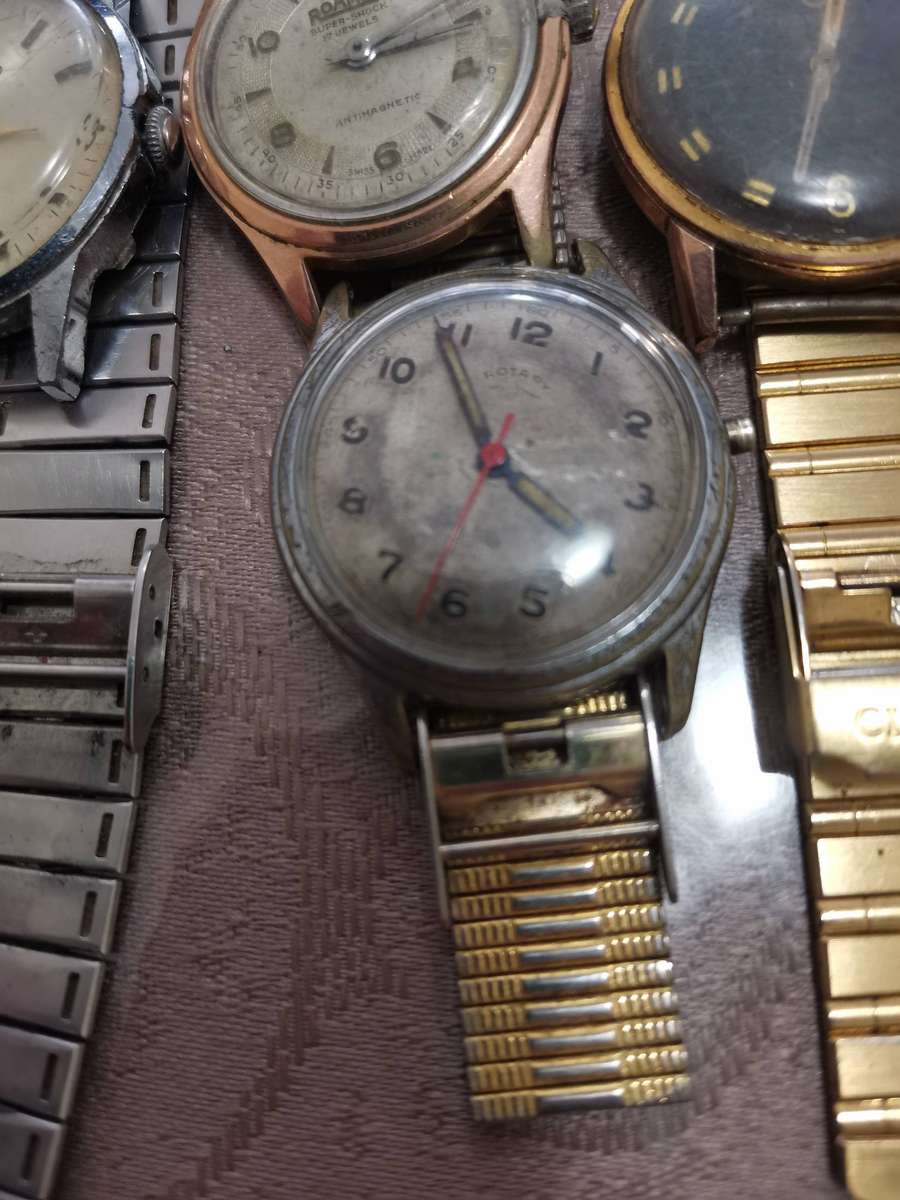 Lot of 21 gents watches part 3