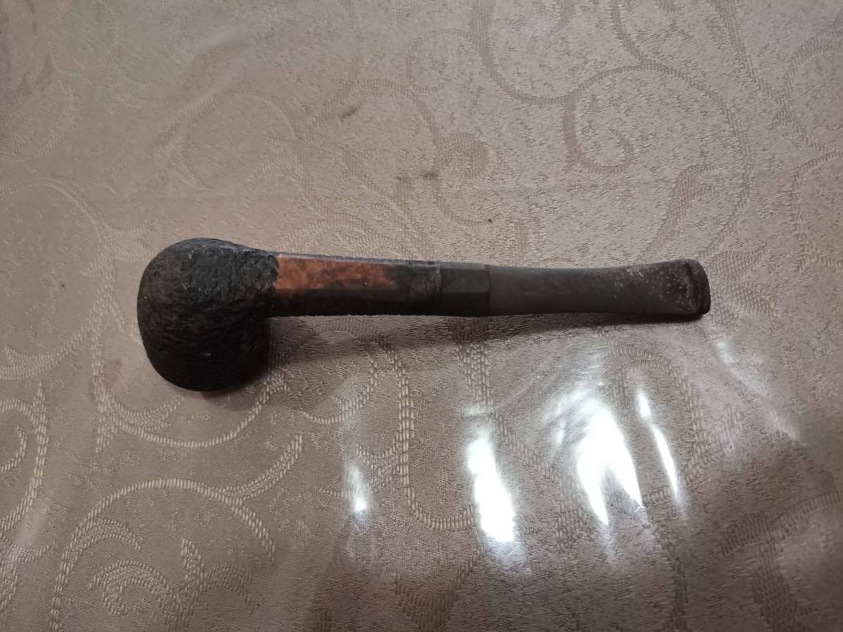 Vintage smoking pipe