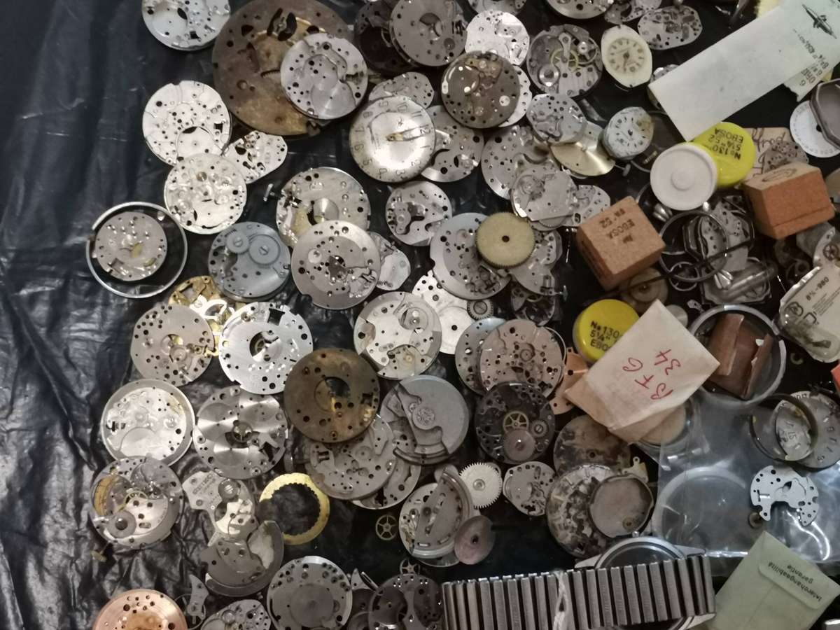 Huge lot watchmakers spares