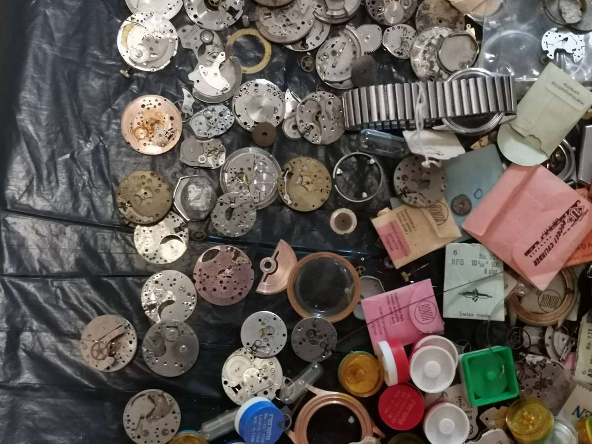 Huge lot watchmakers spares