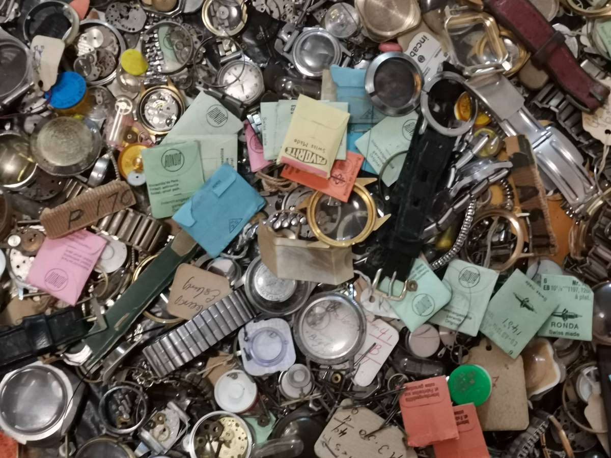 Huge lot watchmakers spares