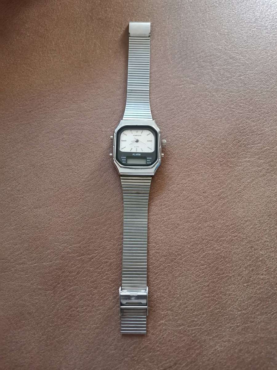 Vintage homegate mechanical digital watch