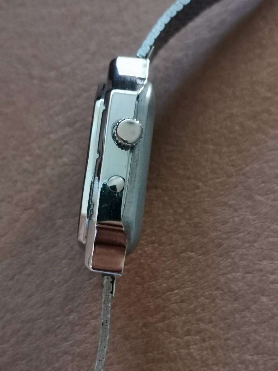 Vintage homegate mechanical digital watch