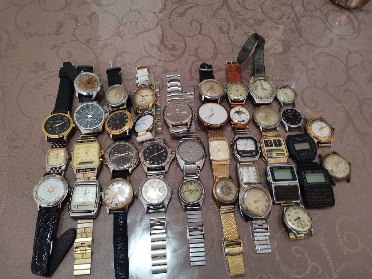 Huge lot 38 gents vintage watches deceased estate find