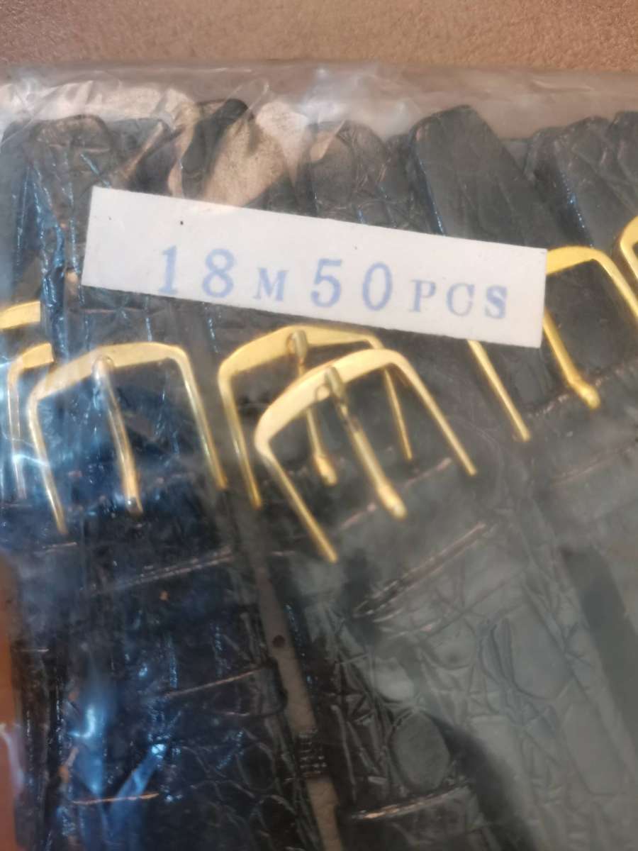 Vintage 1990s new old stock genuine leather 18mm watch straps sealed 50 pack