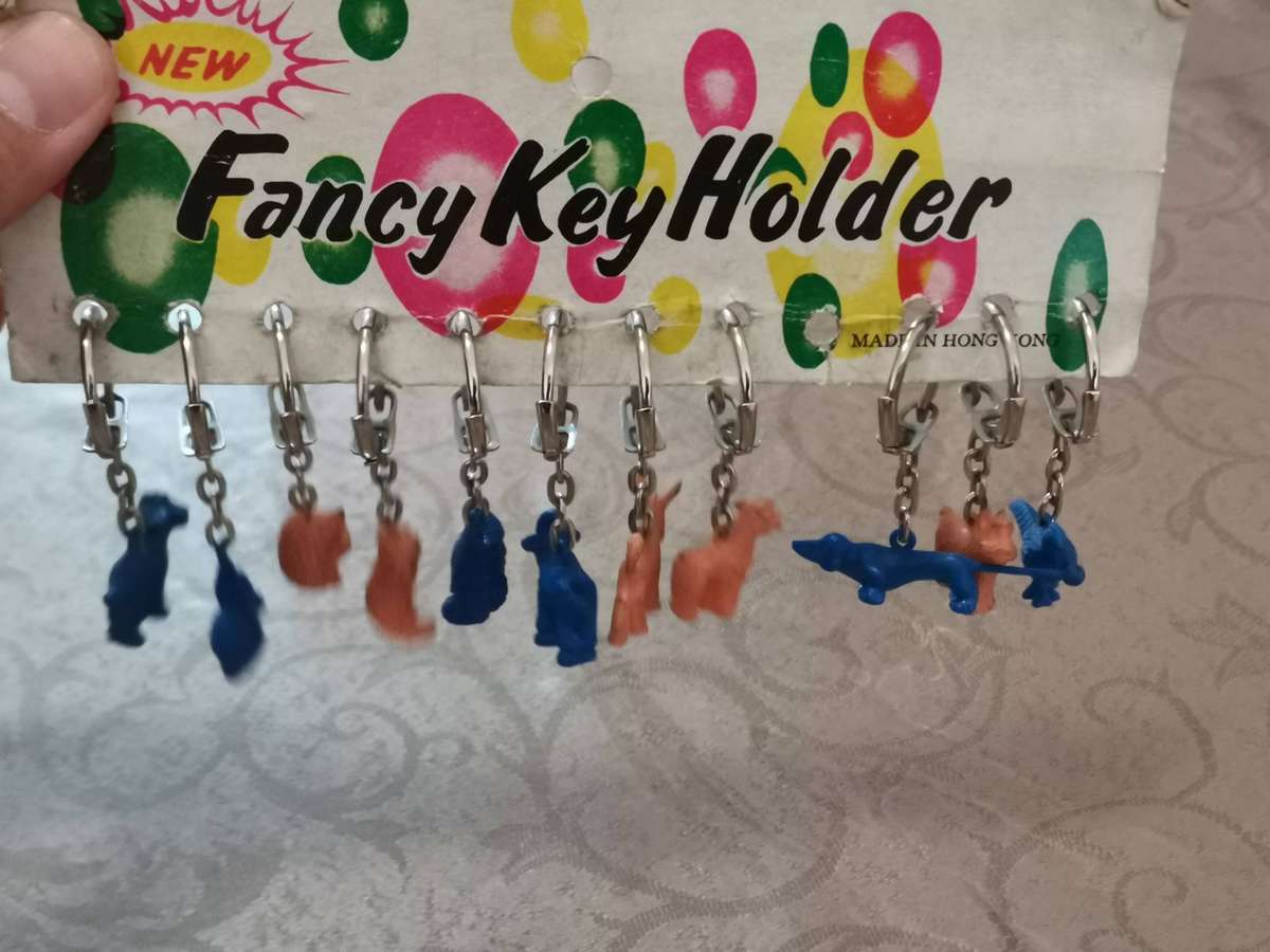 Lot of vintage keys and keyrings