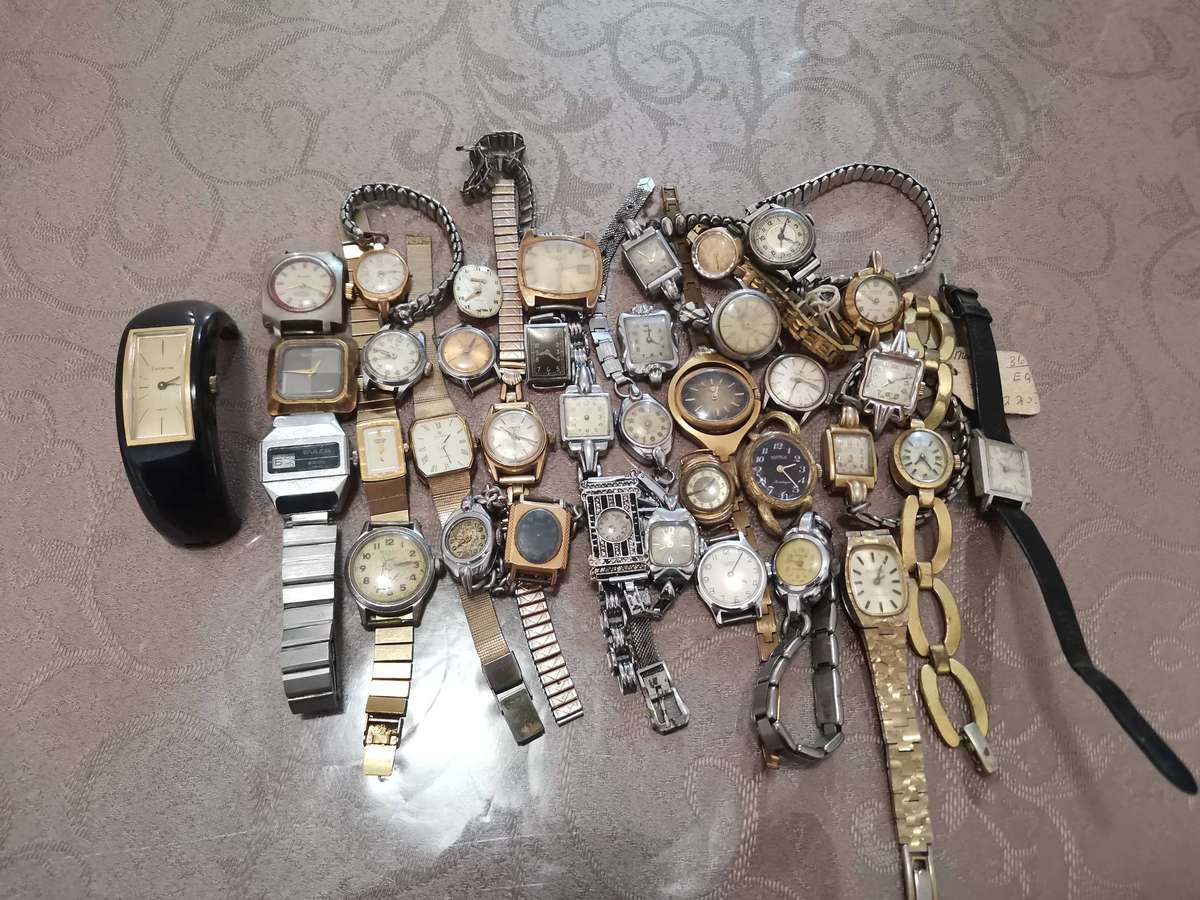 Huge lot 37 ladies Swiss mechanical wind up watches