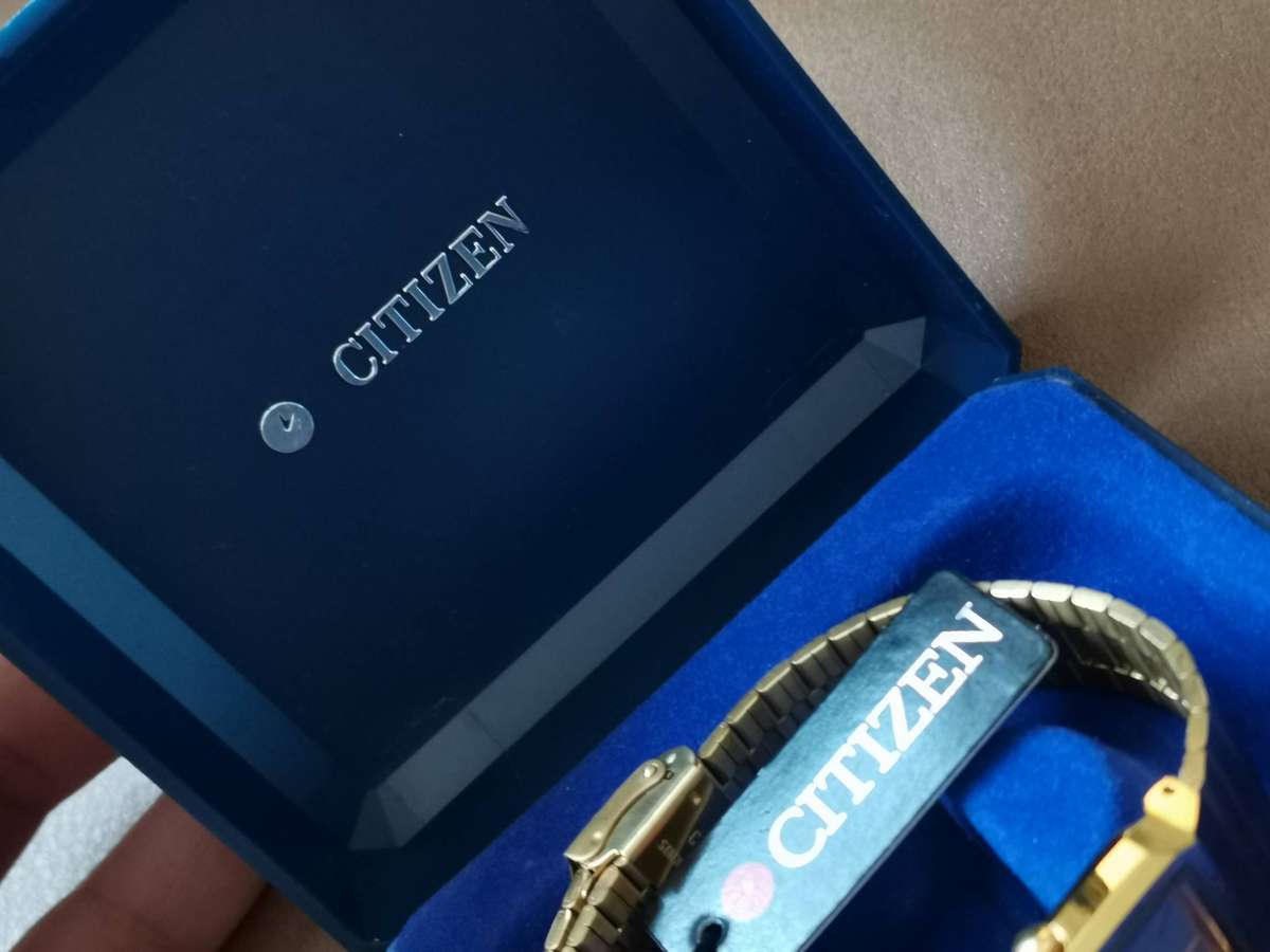 New in box never used citizen CQ quartz Dress watch sold as is for spares or repair