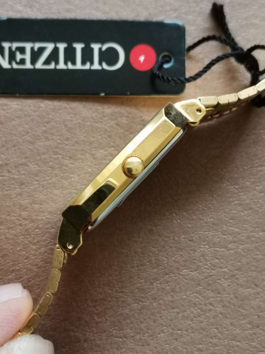 New in box never used citizen CQ quartz Dress watch sold as is for spares or repair