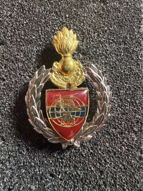 Survey and Map Regiment Beret/Belt Badge SADF Engineer    Hard to Find