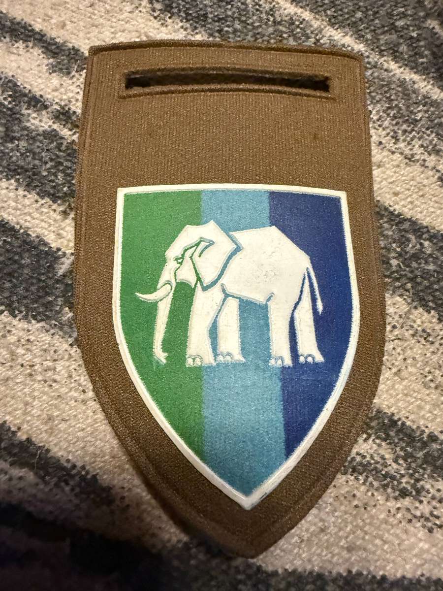 Eatern Province Command Signal Unit Tupper Shoulder Flash LH