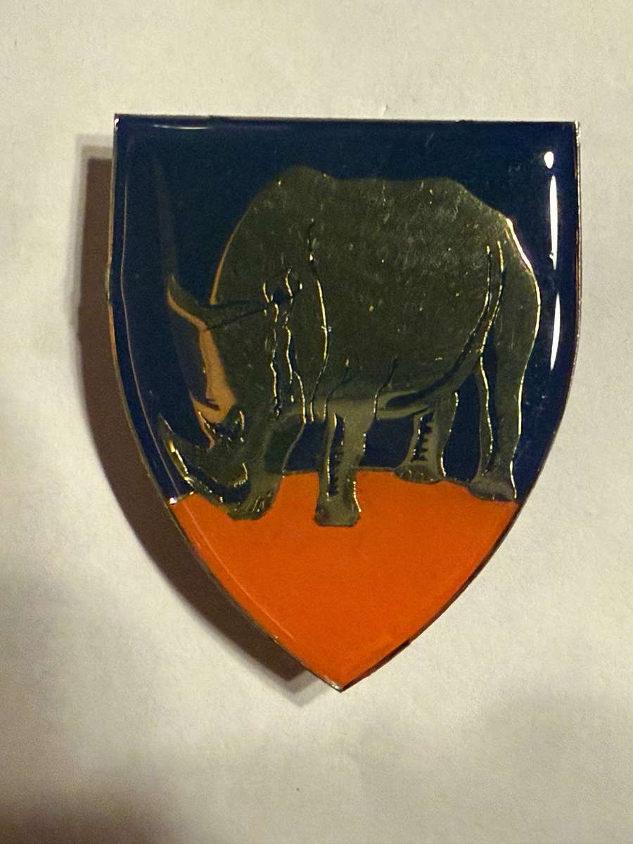 SADF 3RD ARMOURED PERSONNEL CARRIER SQUADRON SHOULDER FLASH - LH