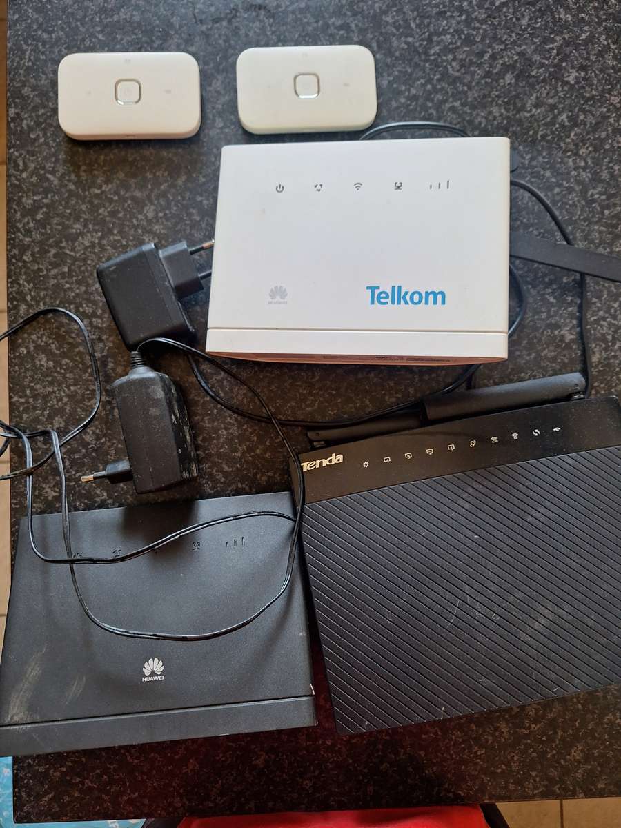 Lot Wifi Routers