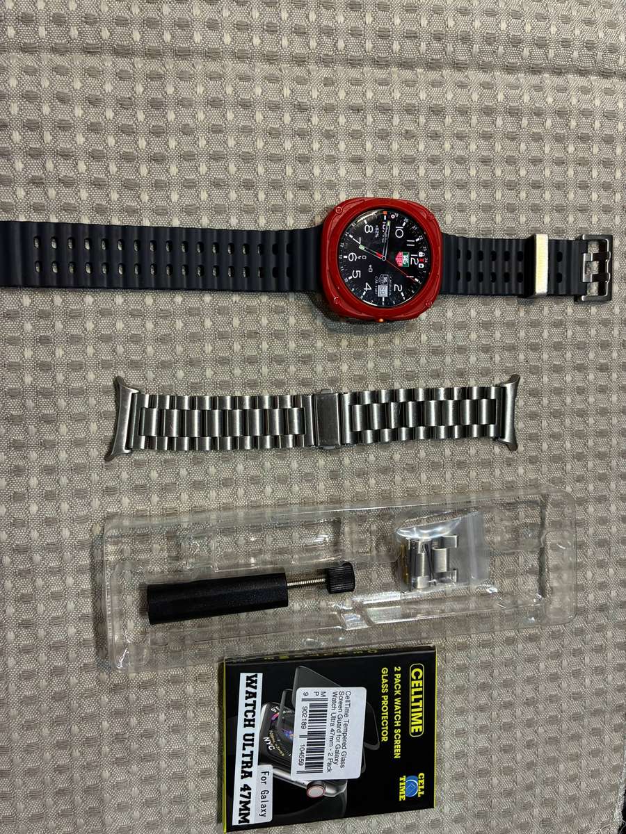 Samsung Galaxy Watch Ultra 47mm (LTE)  Titanium Grey (With Box & Extras!)
