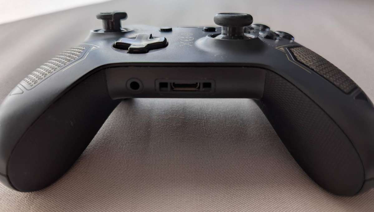 Xbox Wireless Controller - Patrol Tech Special Edition