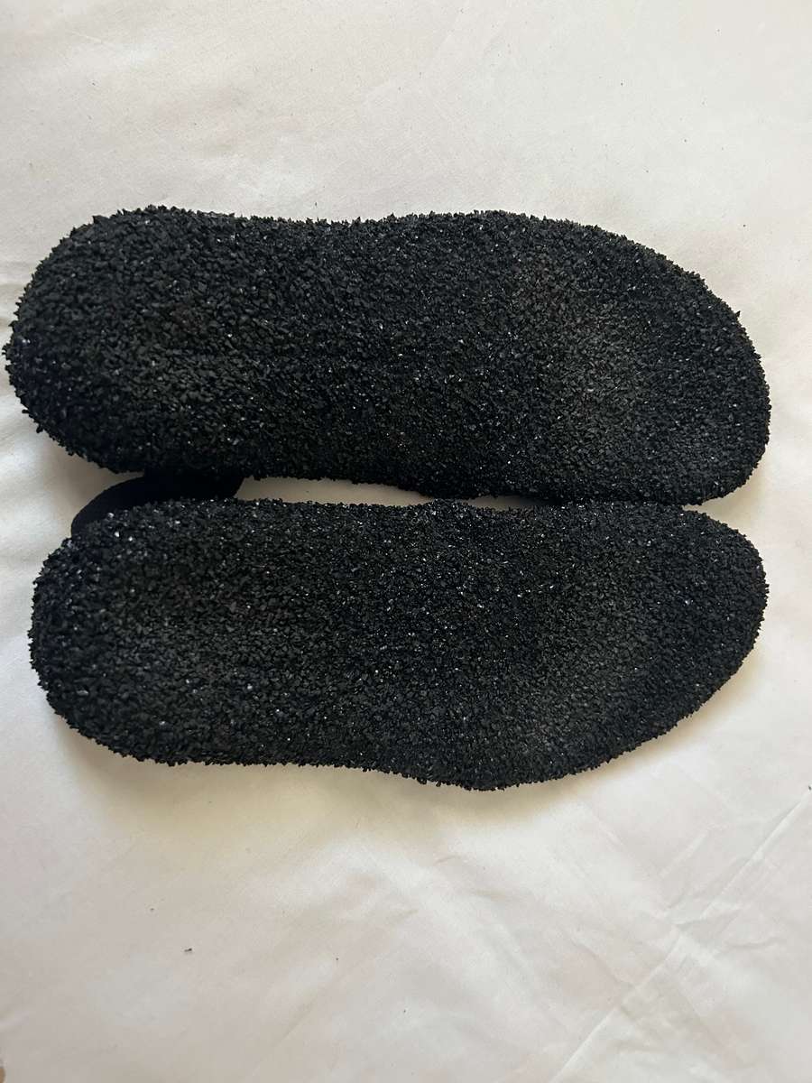 Skinners Sock Shoes Black 43-44 Large