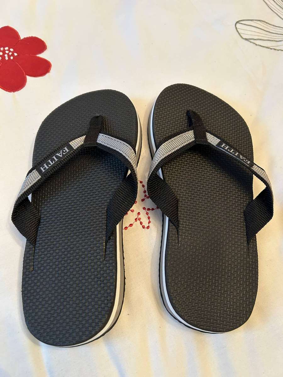 Faith Surfer Joe Flip-flops UK9 black/grey