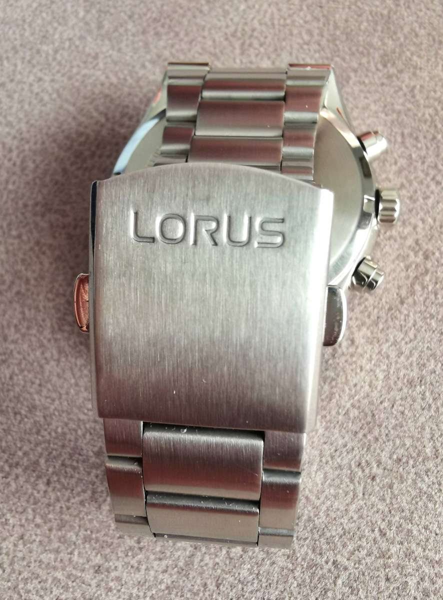 Lorus Solar Chronograph Mens watch
