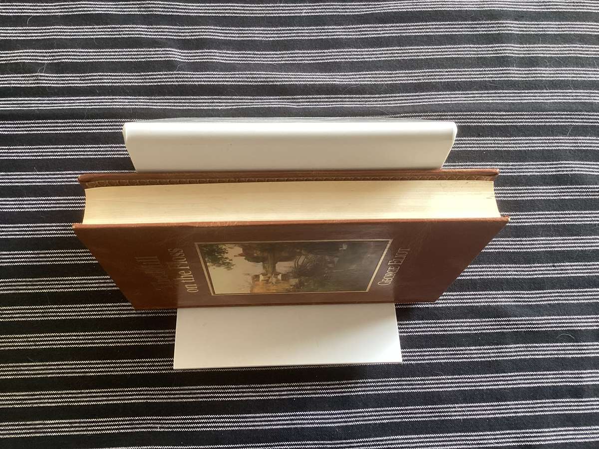 The Mill on the Floss, by George Elliot (Mary Ann Evans). Hardcover, excl. condition.