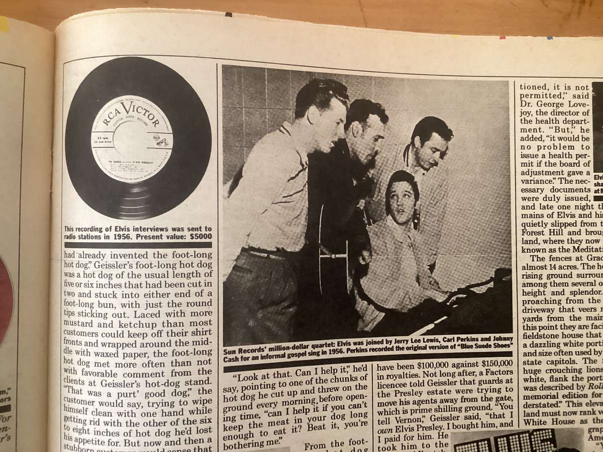 ELVIS. Classic: Weekend Magazine (Canadian 1 year anniversary issue). Complete and in very good con.