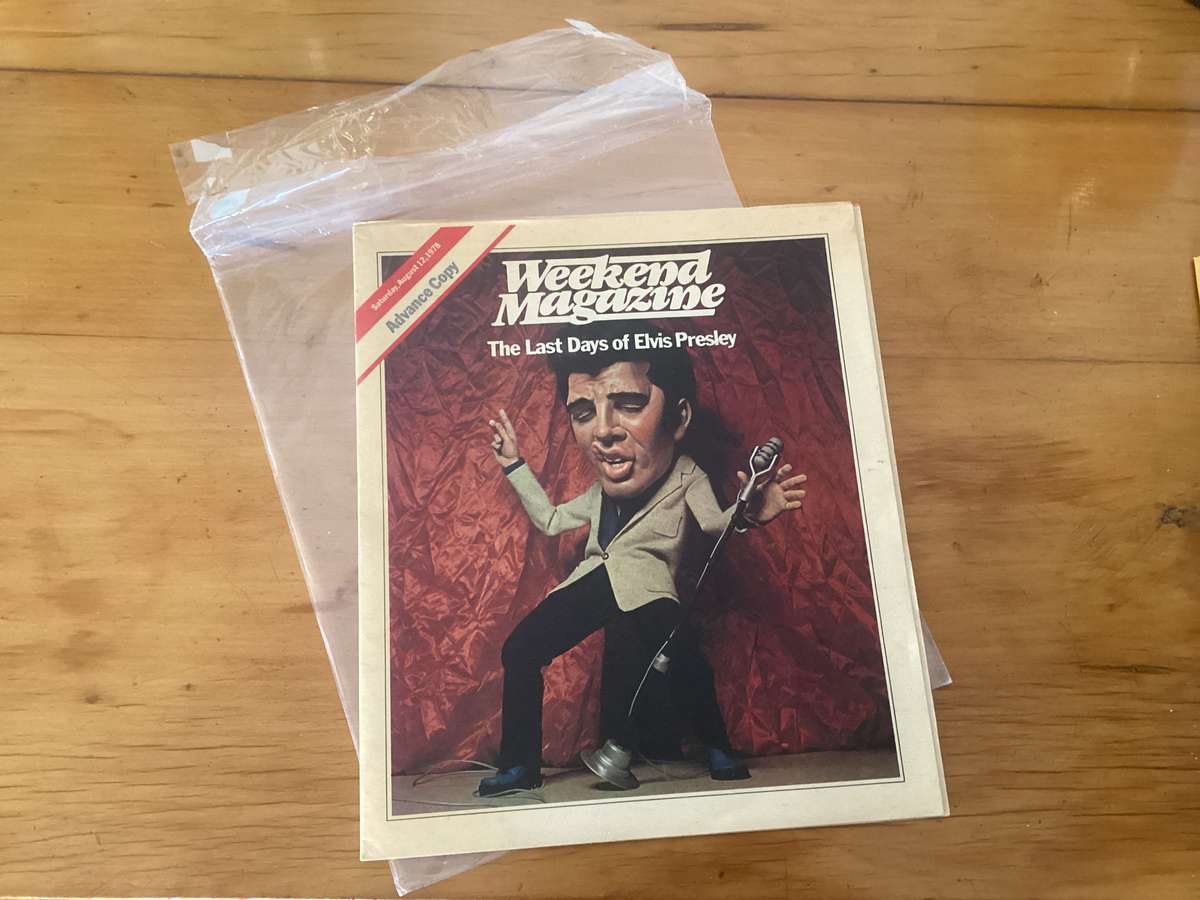 ELVIS. Classic: Weekend Magazine (Canadian 1 year anniversary issue). Complete and in very good con.