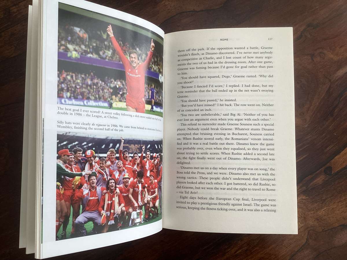 Liverpool football club Legends. Kenny Dalglish & Robbie Fowler