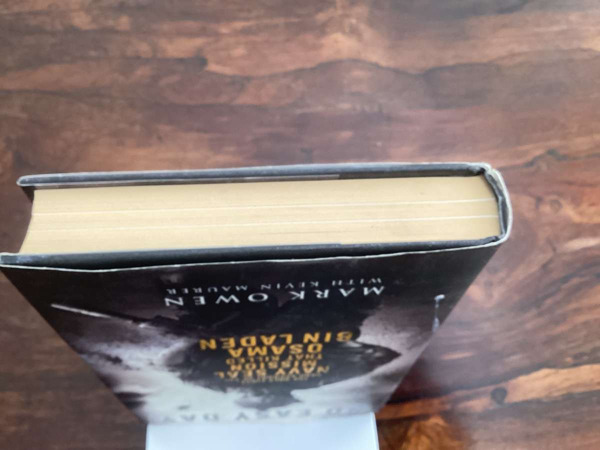 NO EASY DAY, the mission that killed Osama Bin Laden. By Mark Owen. Hardcover, VGood condition.