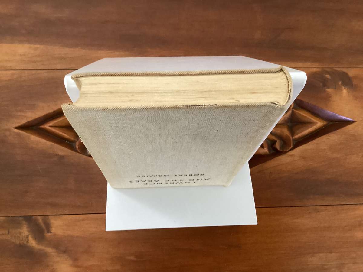 Lawrence And The Arabs. 1934 collectors concise edition. Robert Graves. Hardcover.