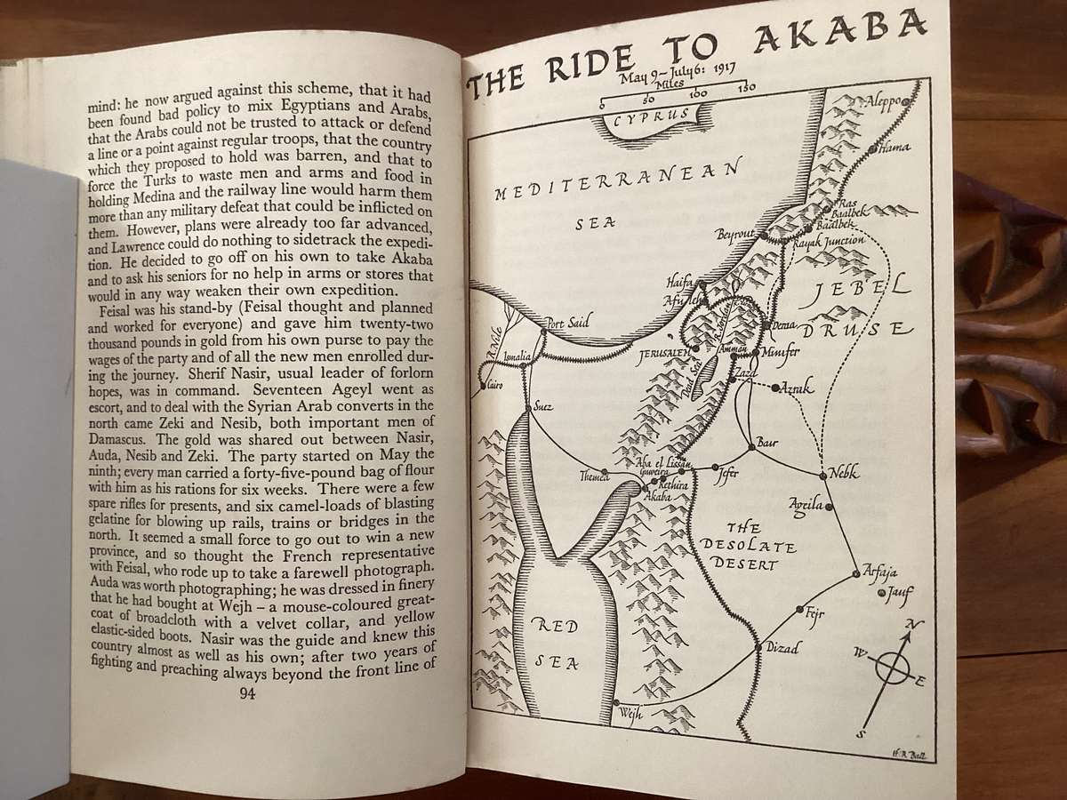 Lawrence And The Arabs. 1934 collectors concise edition. Robert Graves. Hardcover.