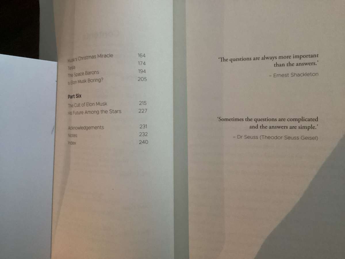 ELON MUSK Risking it all (2022), by Michael Vlismas. Paperback in V Good condition.