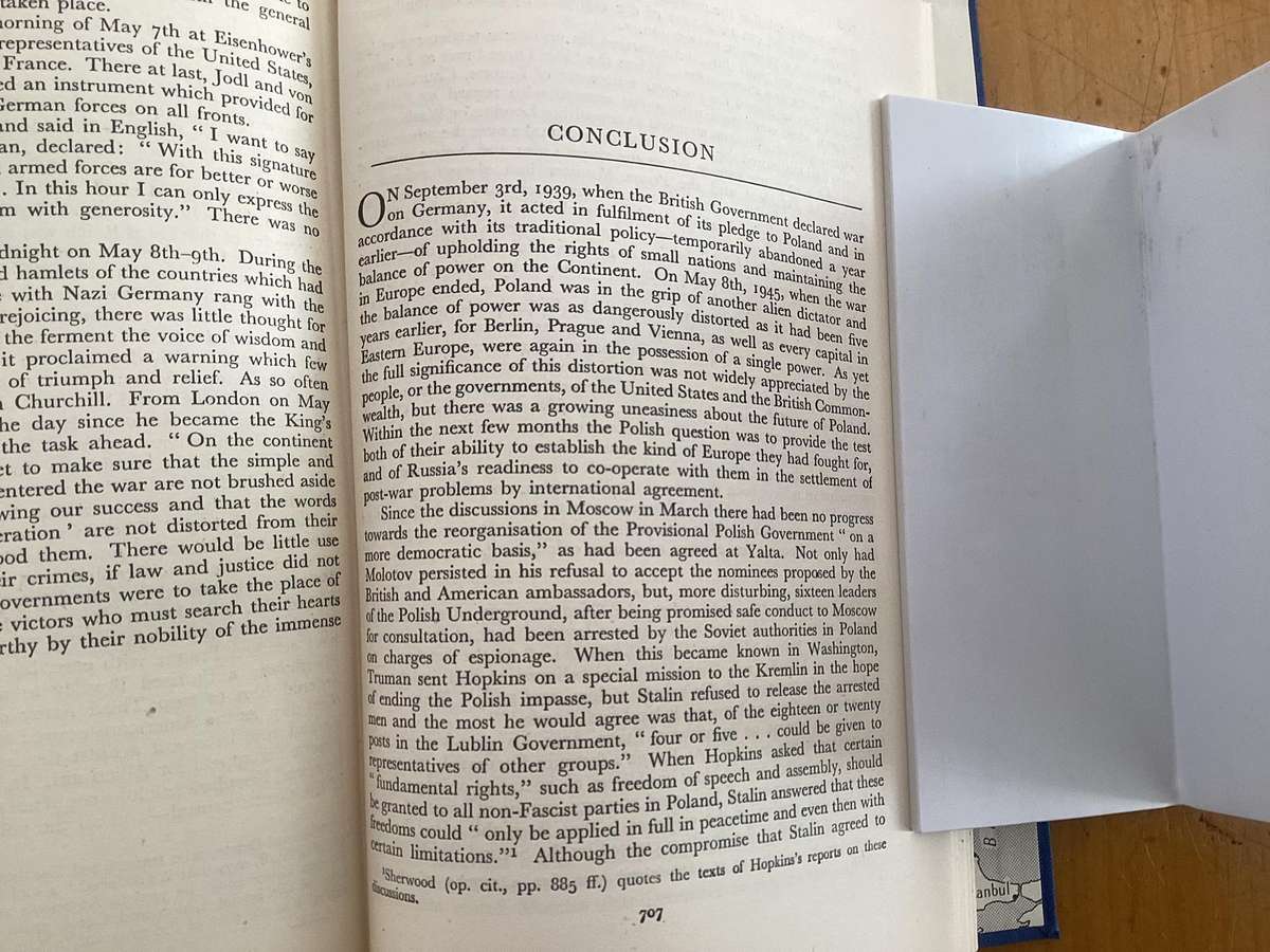 THE STRUGGLE FOR EUROPE. Chester Wilmots highly praised classic of contemporary history.