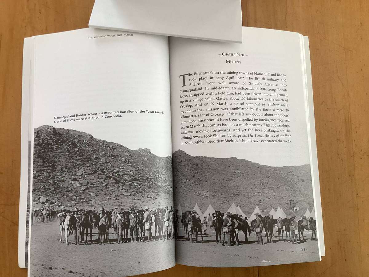 THE MEN WHO WOULD NOT MARCH by David Thomas. Namaqualand, April 1902. Softcover. Good+ condition.