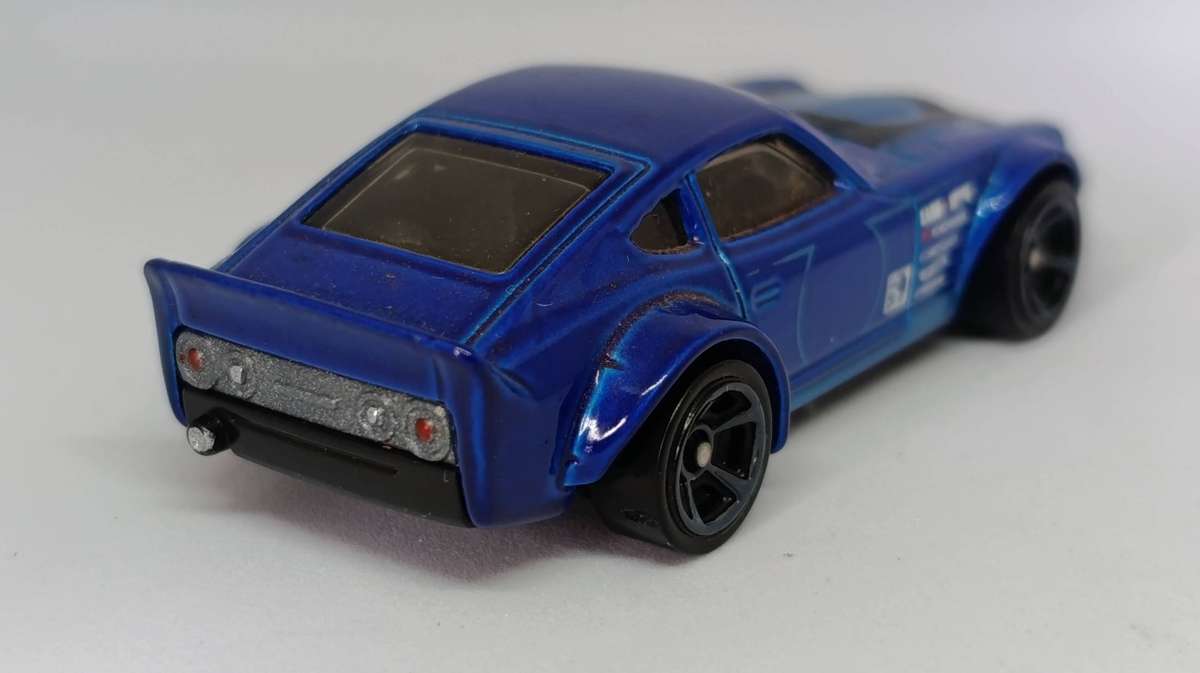Datsun 240z Kaido House 1:64 hotwheels