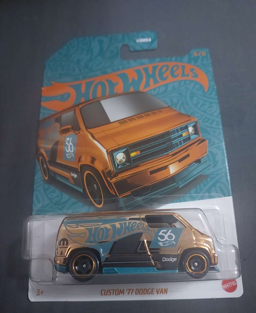 HOT WHEELS '77 DODGE VAN (CHASE)