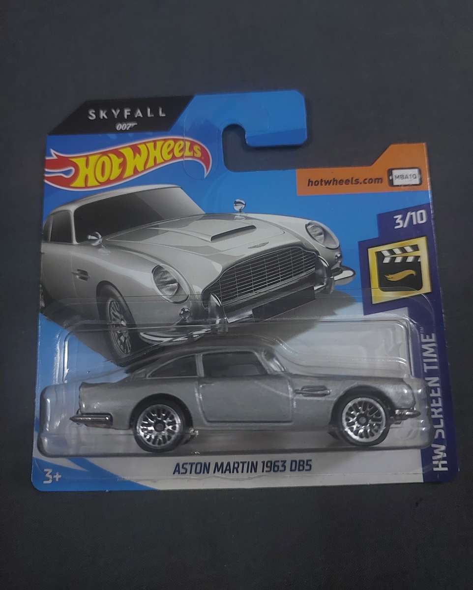 HOT WHEELS ASTON MARTIN 1963 DBS (007 SKYFALL)
