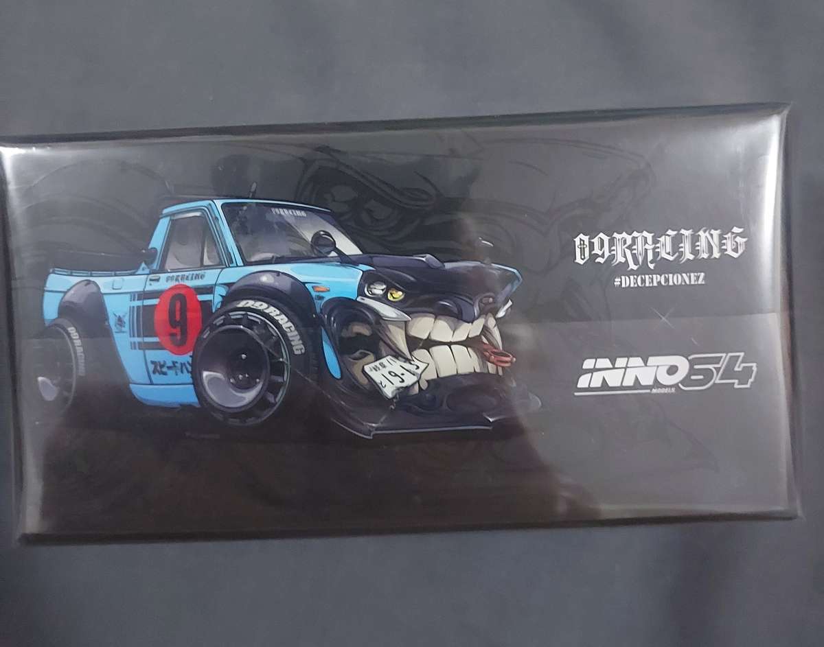 INNO64 '84 DATSUN HAKOTORA - 09RACING - SPECIAL EDITION (sealed)