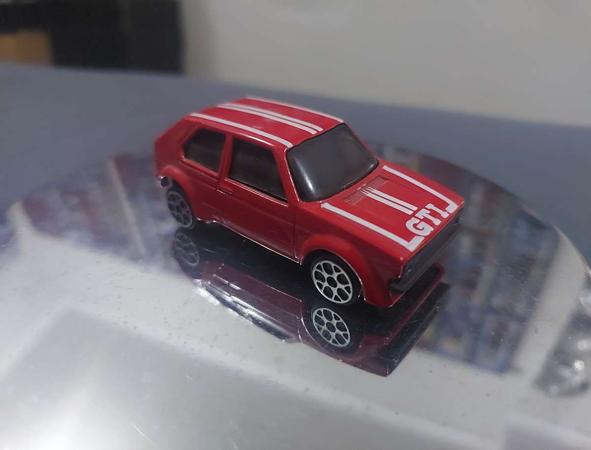 Maisto Volkswagen Golf GTI